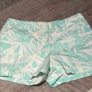 LOFT Green and White Botanical Print Shorts~ Adorable